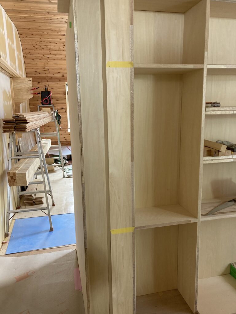 洋室：造作棚設置②