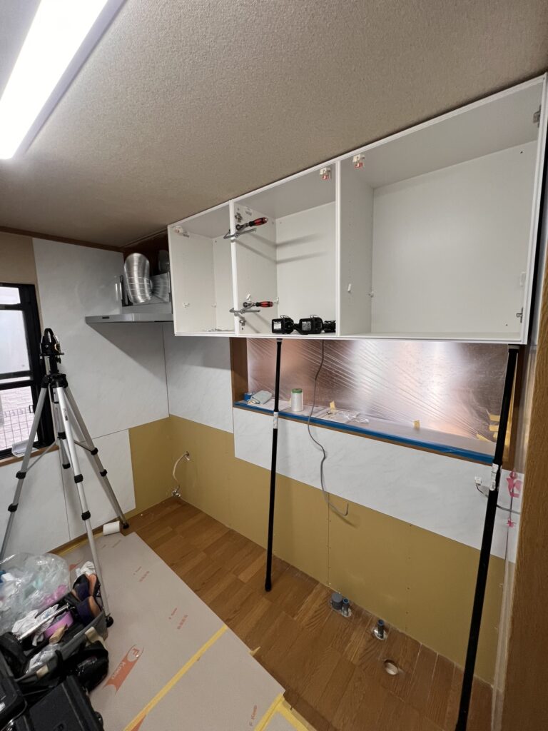 レンジフード、吊戸棚設置