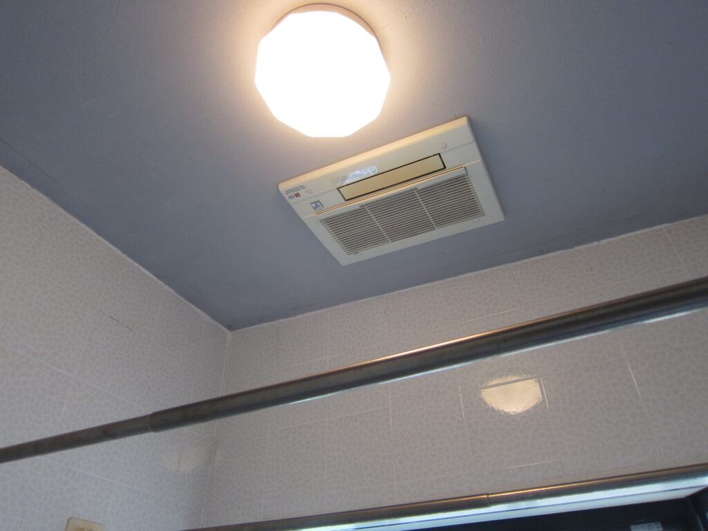 ランドリーパイプは２本でお使いでした。