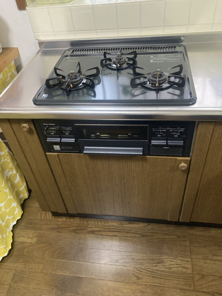 キレイにお使いのガスコンロ。<br />
