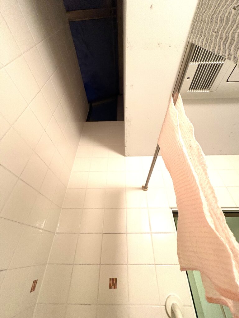 天窓もありました。