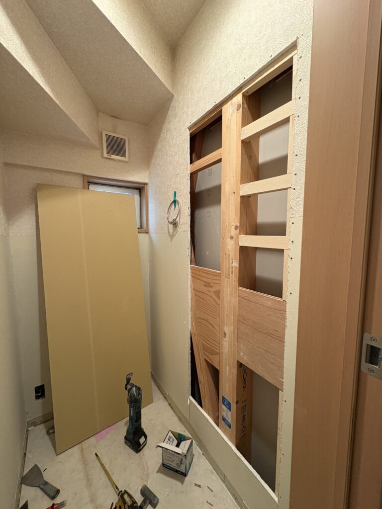 １階トイレ手すり下地